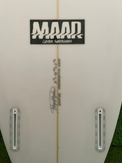 SURFBOARD MAAR 5.7x 19 1/4x 2 1/2