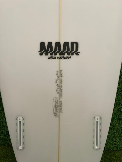 SURFBOARD MAAR 5.5x 19 3/4x 2 3/8
