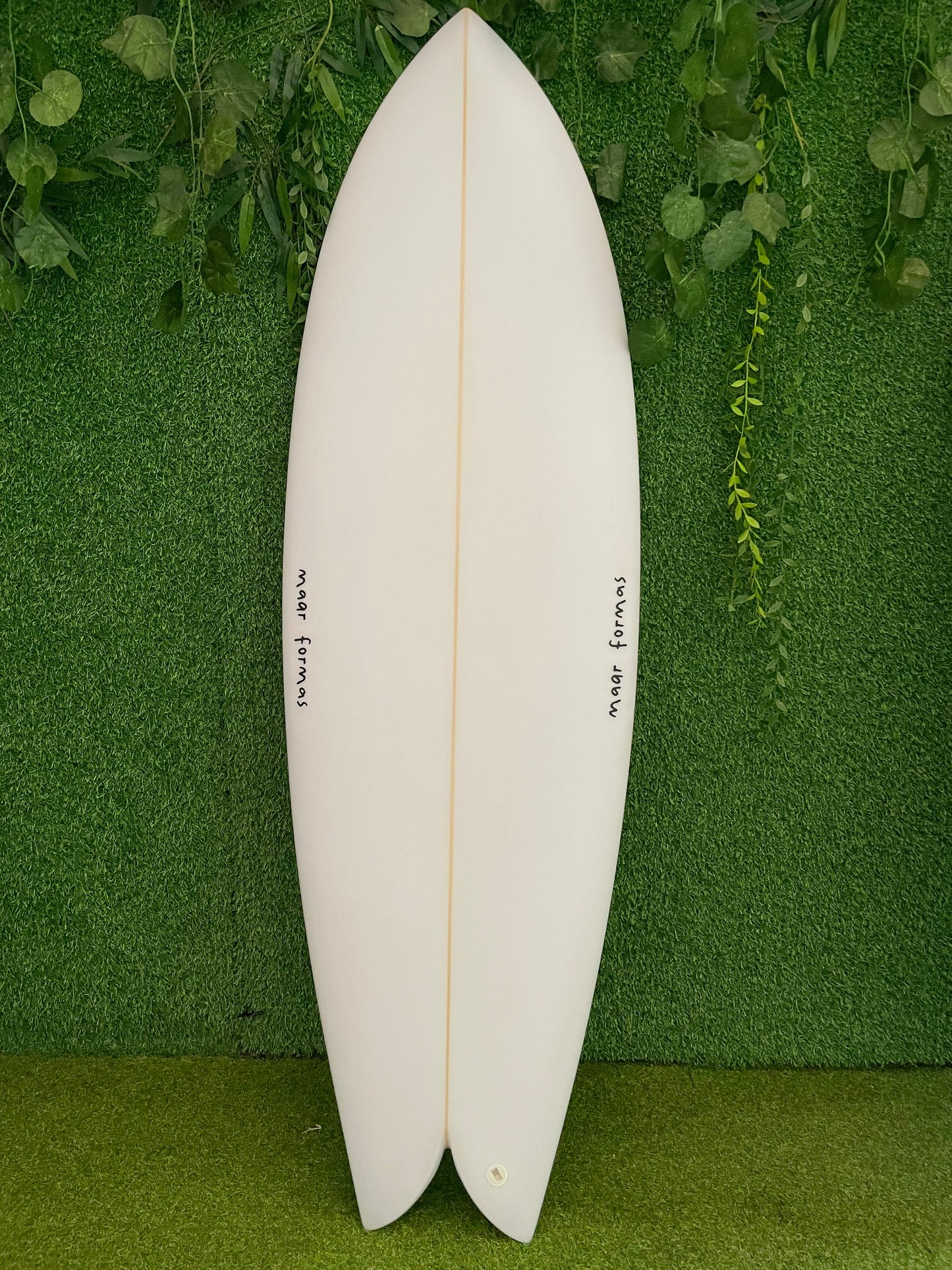 SURFBOARD MAAR 5.7x 20 4/4x 2 3/8